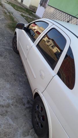 Corsao premium 2011 .vendo ou troco em carro menor com volta. - Foto 3