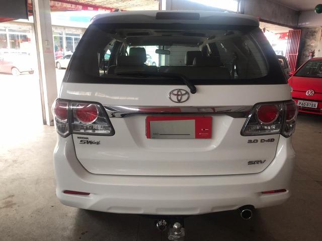 Toyota- Hillux SW4 srv- diesel 2013- 7 Lugares - Foto 8
