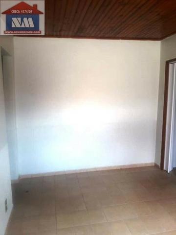 0014 - QNN 22, Excelente localização- Casa de fundos - Foto 3