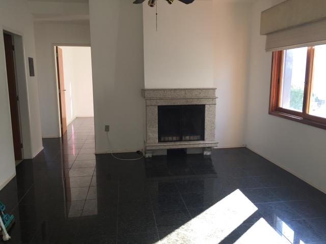 Espaçoso apartamento, quatro quartos - Foto 3