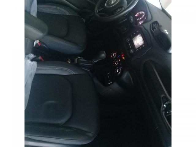 Renegade Limited 1.8 4X2 Flex 16V Aut. - Foto 3