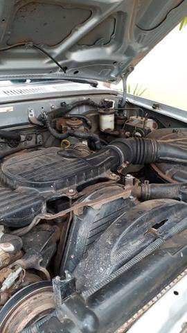 Hilux ano 2002 R$33,000 - Foto 12