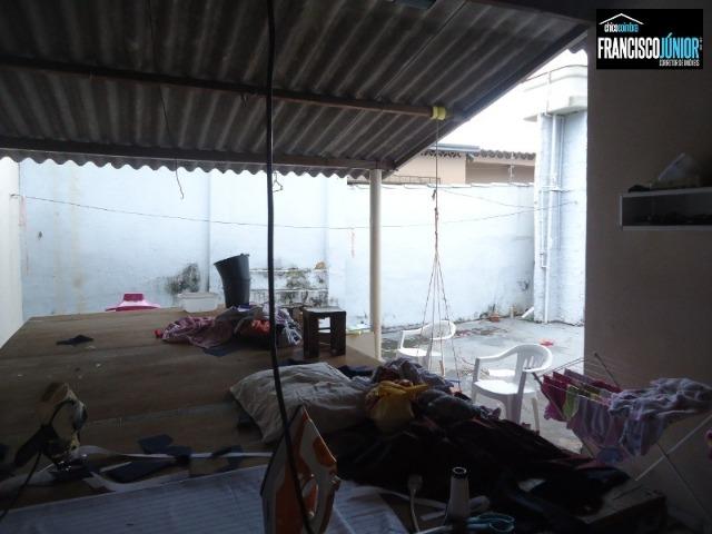 Casa no Setor Coimbra, 3 quartos (1 suíte), ótima localização, encostado no Hiper Moreira - Foto 16