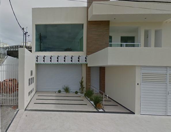 Ponto Comercial no Luzia