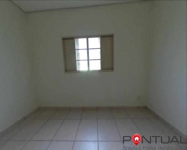 Casa com 3 dormitórios para alugar em Condomínio Fechado por R$ 1.700,00/mês , Marília/SP - Foto 19