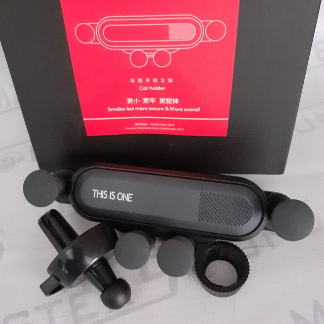 Suporte veícular   para celular. Com fixação na saída do ar.novo.