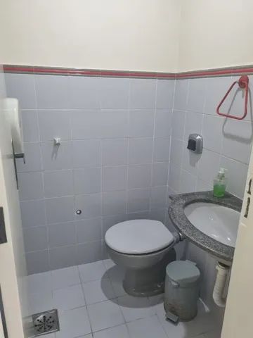 Consultório médico completo com recepção e três salas, Imbetiba Macaé RJ! - Foto 9