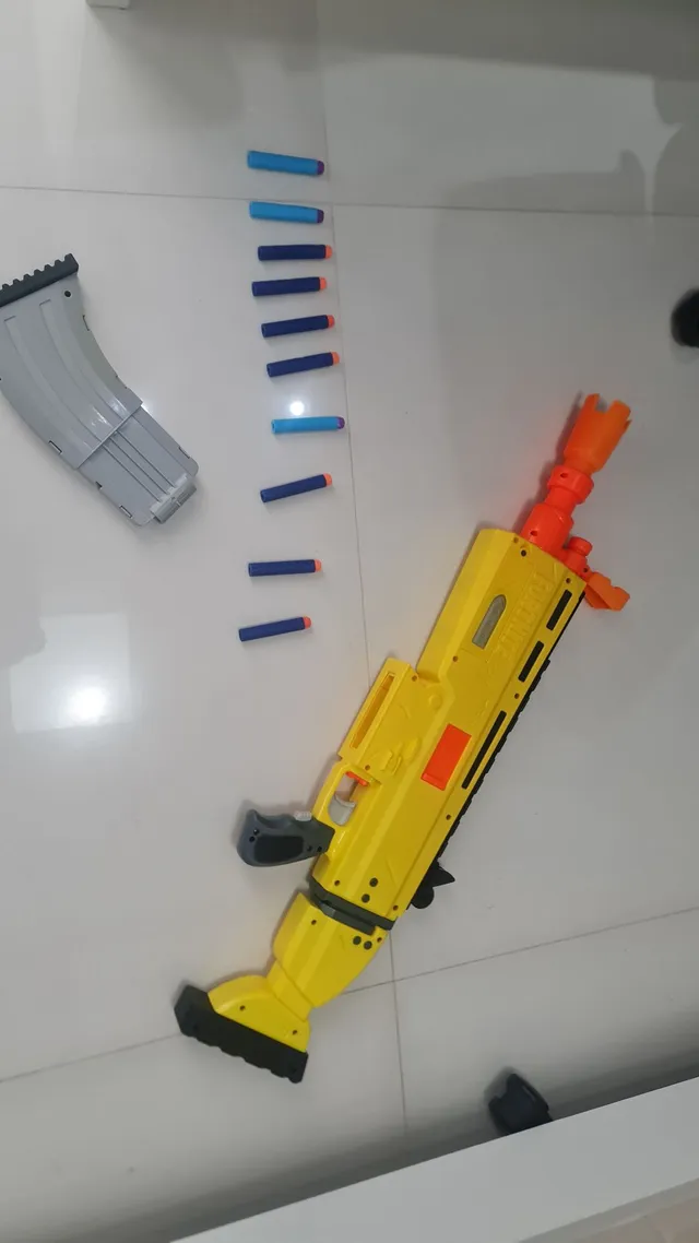 Armas nerf com balas em segunda mão durante 14 EUR em Vilagarcía de Arousa  na WALLAPOP