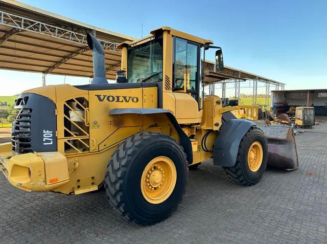 Pá Carregadeira Volvo L70F ano 2014 com ar condicionado, em SP - Foto 3