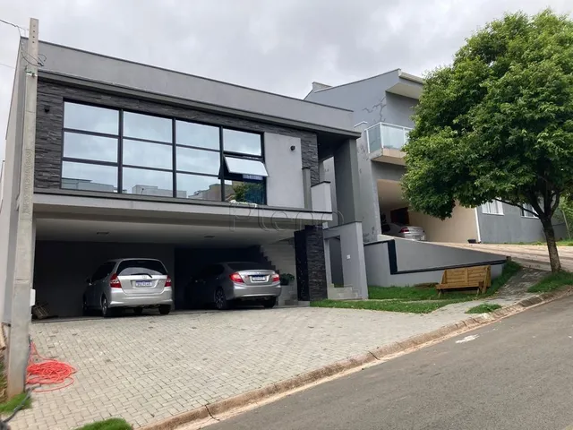 Sobrado à venda em Valinhos, Jardim América II, com 3 suítes, com 253 m²