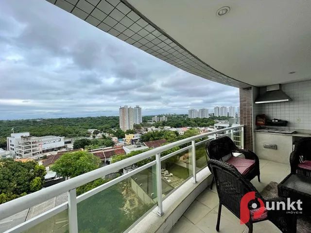 Apartamento com 3 dormitórios à venda, 130 m² por R$ 870.000