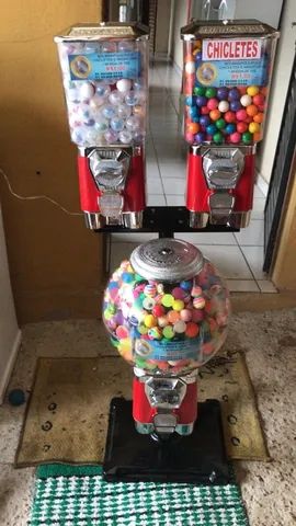 Máquina de bolinhas pula pula , surpresinha e chicletes - Foto 2