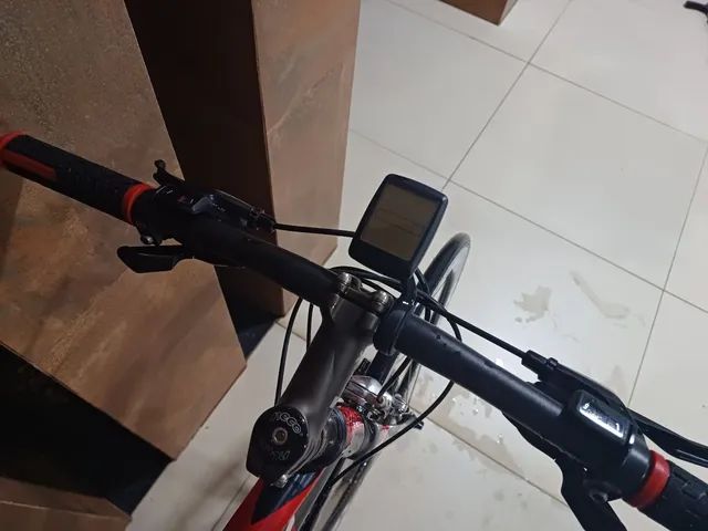 Bicicleta 18 marchas Speed muito nova e leve com rodas de carbono. - Foto 3