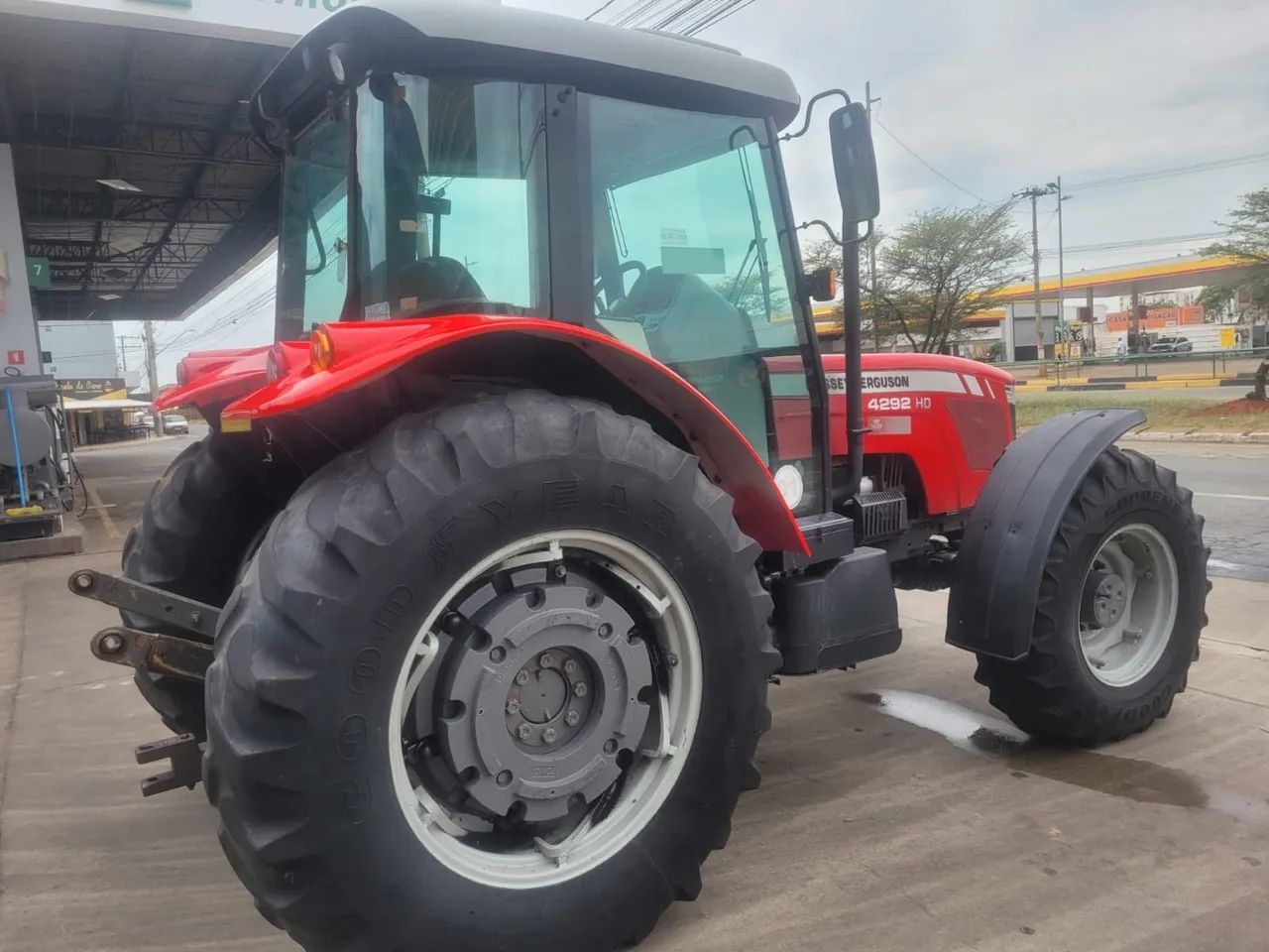 Trator Massey Ferguson Modelo 4292 4x4 Ano 2015 - Foto 2