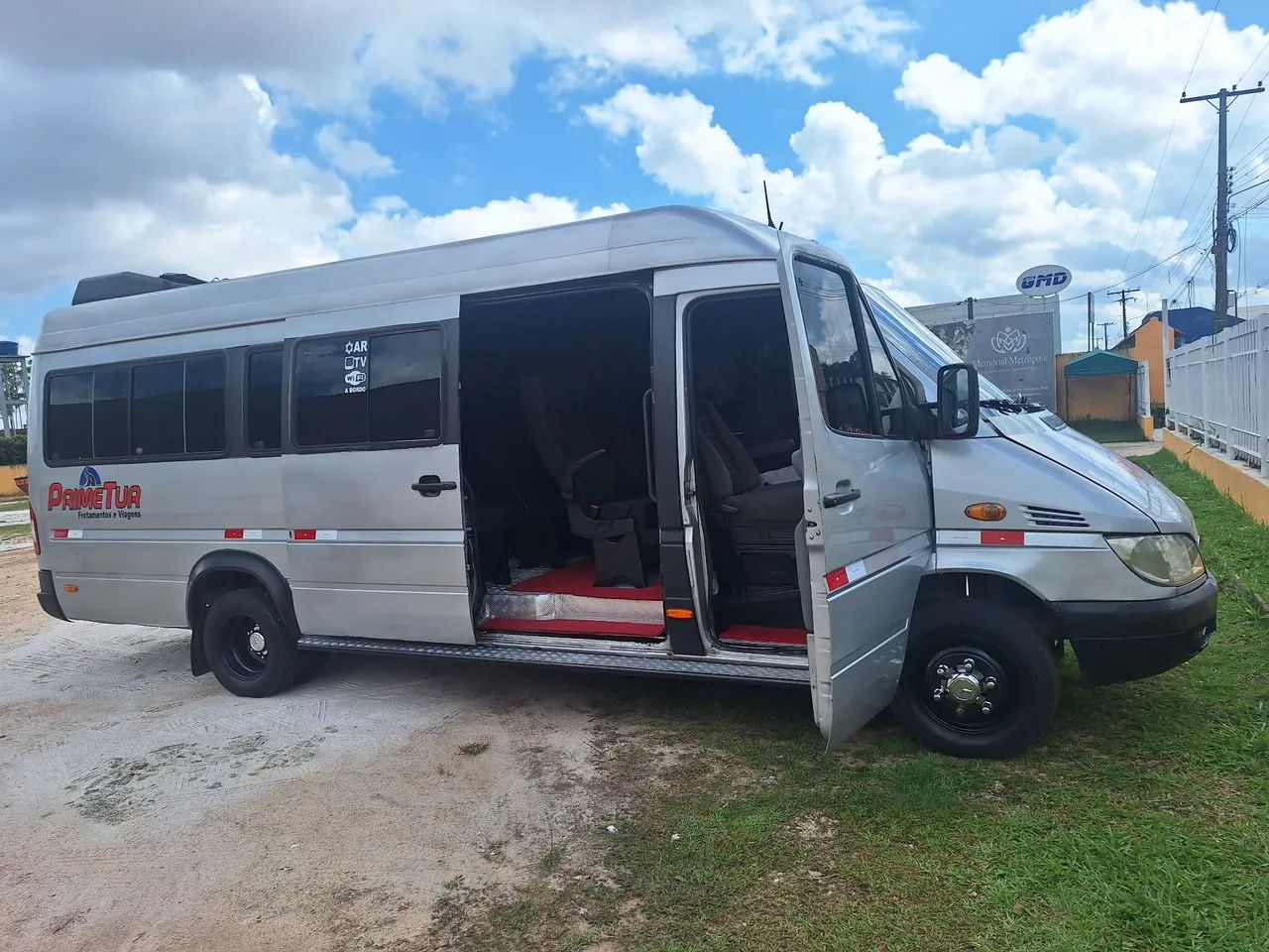 Van para alugar( Transporte de Pessoas)