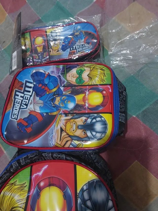 Kit mochila rodinha + lancheira e estojo( nova lacrada ) - Foto 2