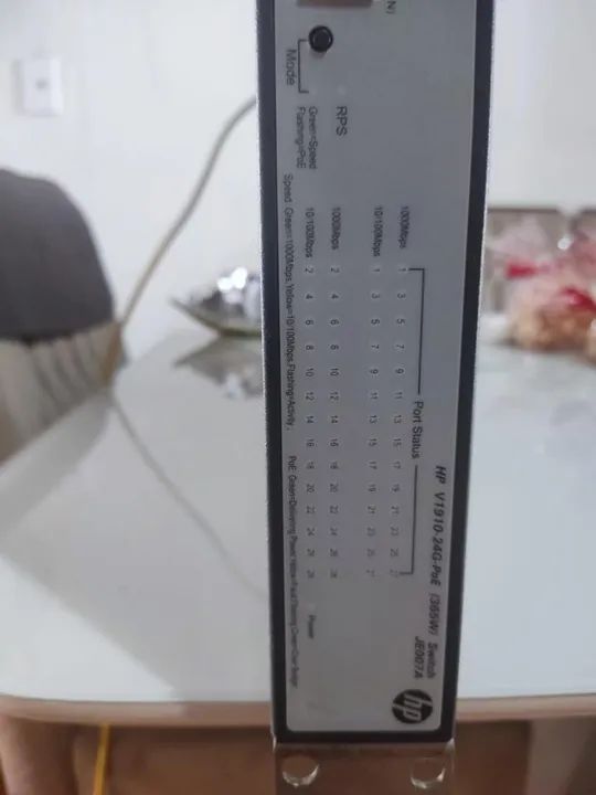 Switch HP 10/100/10064286210548994122