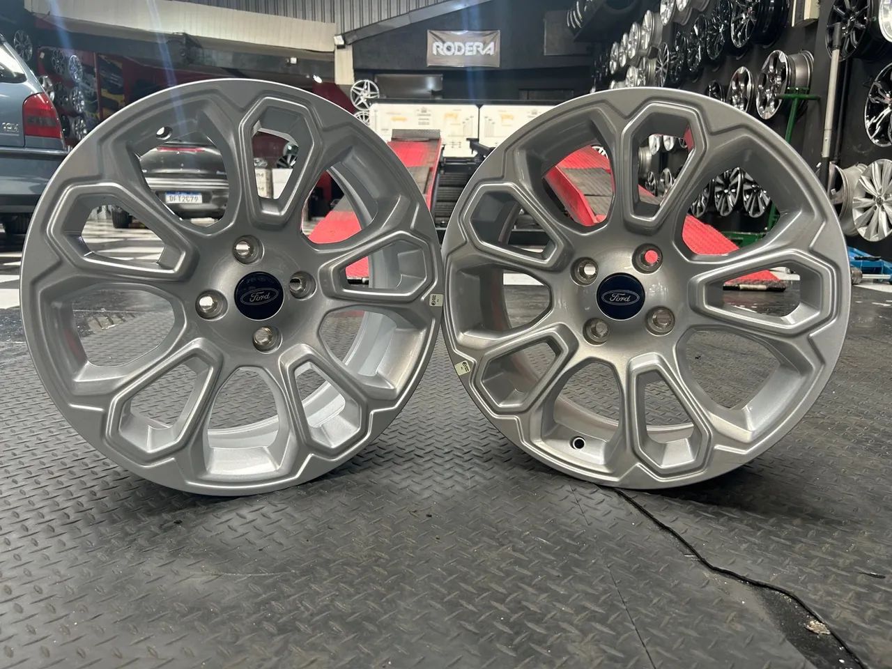 Jogo de rodas aro 17x7 Ecosport originais 