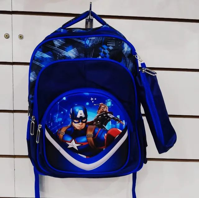 Mochila Costa Com Estojo 3d Dy Pers 42x32cm Da22294 Promoç - Capitão America