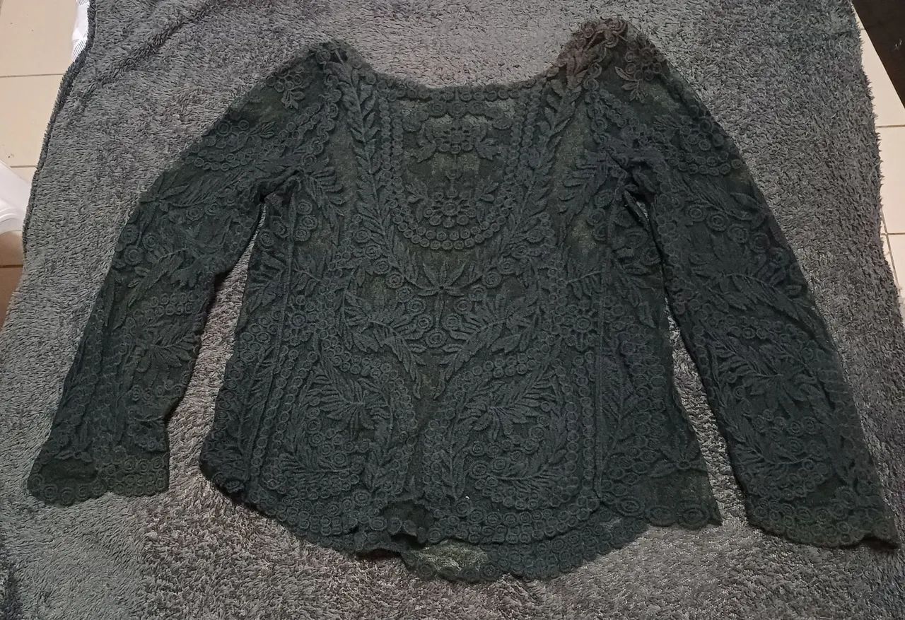 Blusa rendada - Foto 2