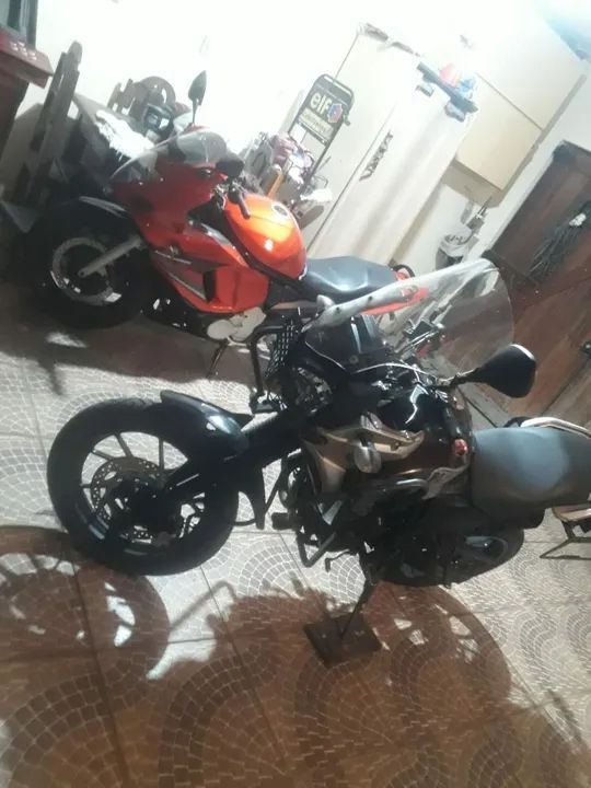 Suzuki GSX 650 e tenere 250 - Foto 3