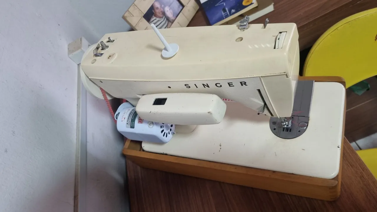 Máquina de Costura Singer revisada