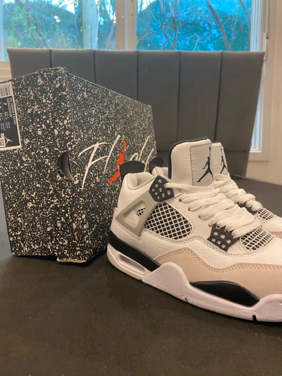 Air Jordan 4, tamanho 39 - Foto 3