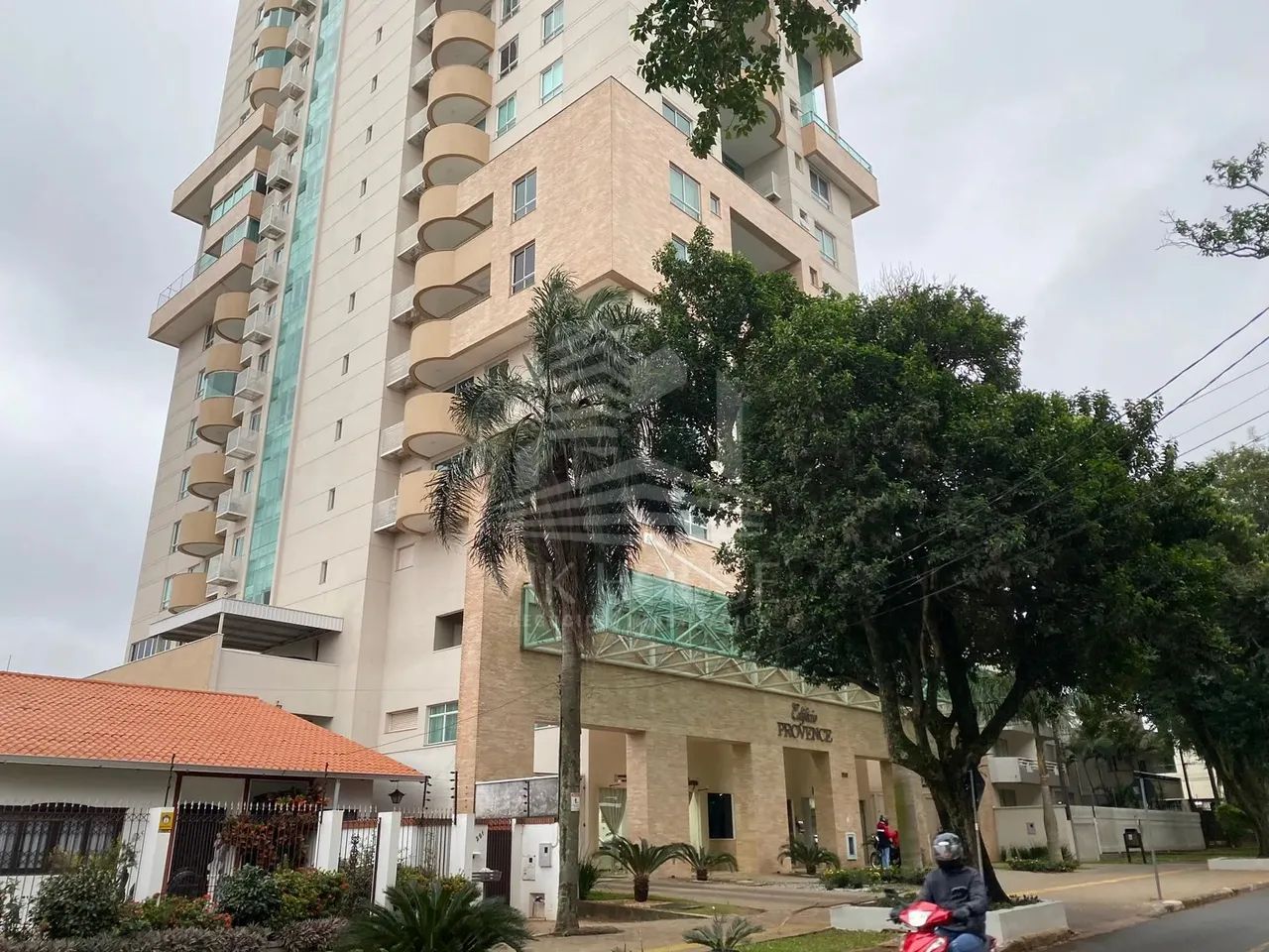 APARTAMENTO MOBILIADO A VENDA NO EDIFICIO PROVENCE - JARDIM POLO CENTRO - Foto 2