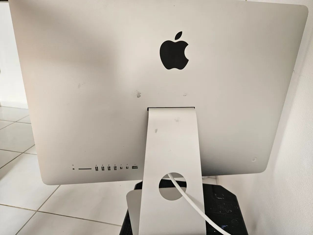 iMac Retina 4K 21.5-inch Late 2015 - Computadores e Desktops