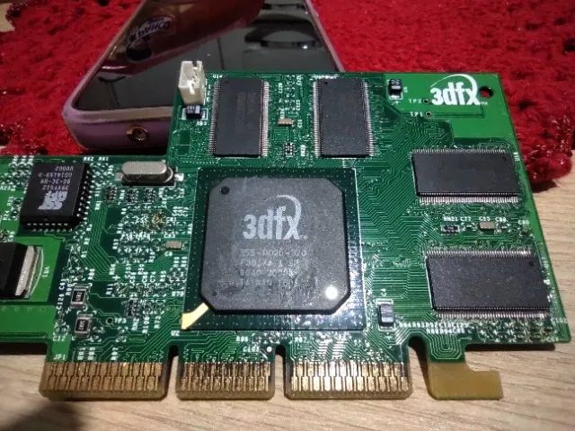 Placa de video 3DFX AGP antiga para coleção, epxosição, quadro, vitrine