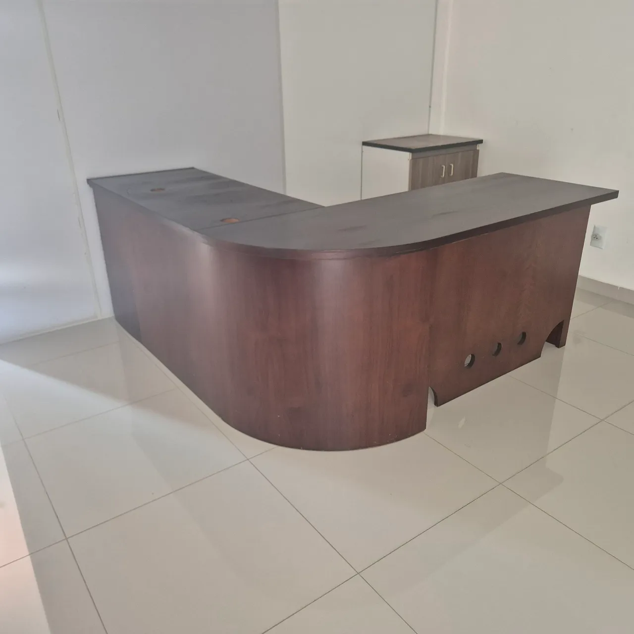 Mesa de Escritório em L - Madeira Maciça