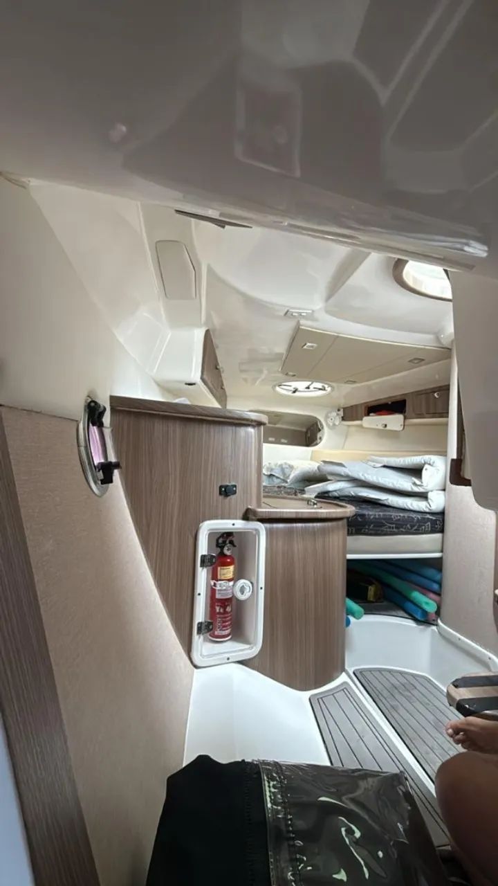 Lancha Panthom Schefer 300 Ano 2012  Motor 2 X Mercruiser 4.5 V6 Mp - Foto 7