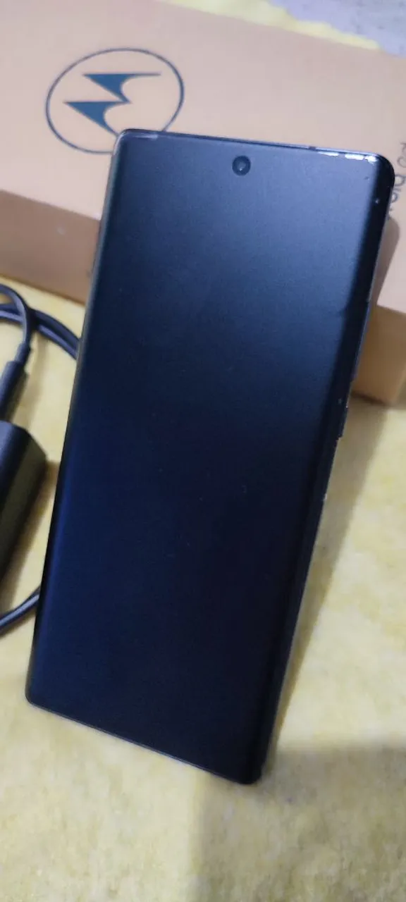Motorola Edge 30 Ultra + Carregador Wireless Original - Excelente Estado!