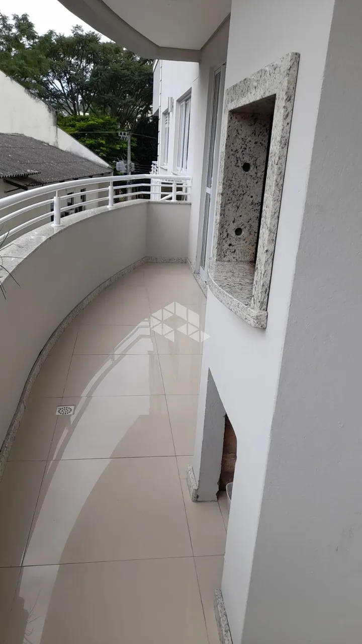 Apartamento com 02 quartos/dormitórios no bairro Centro, em Santo Amaro da Imperatriz- SC