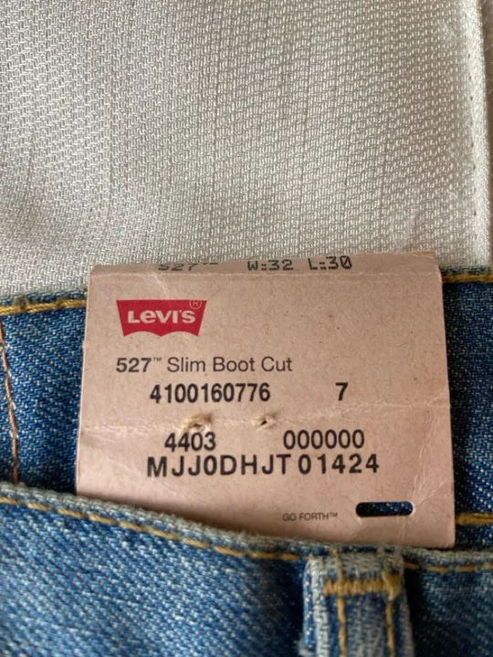 Calça Jeans Levis 527 - slim boot cut