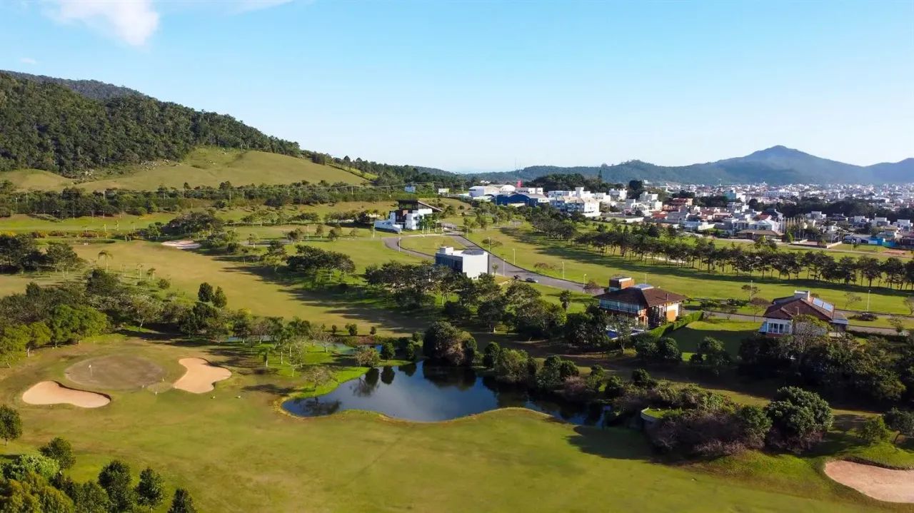 Imóvel para venda possui 900 metros quadrados em Ingleses do Rio Vermelho - Florianópolis  - Foto 10