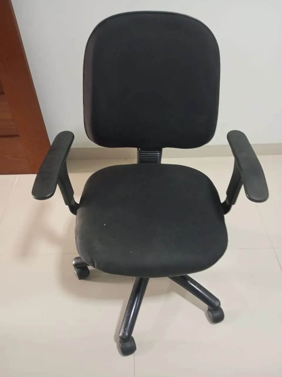 Cadeira de Escritório Giratória com Rodinhas - Foto 2