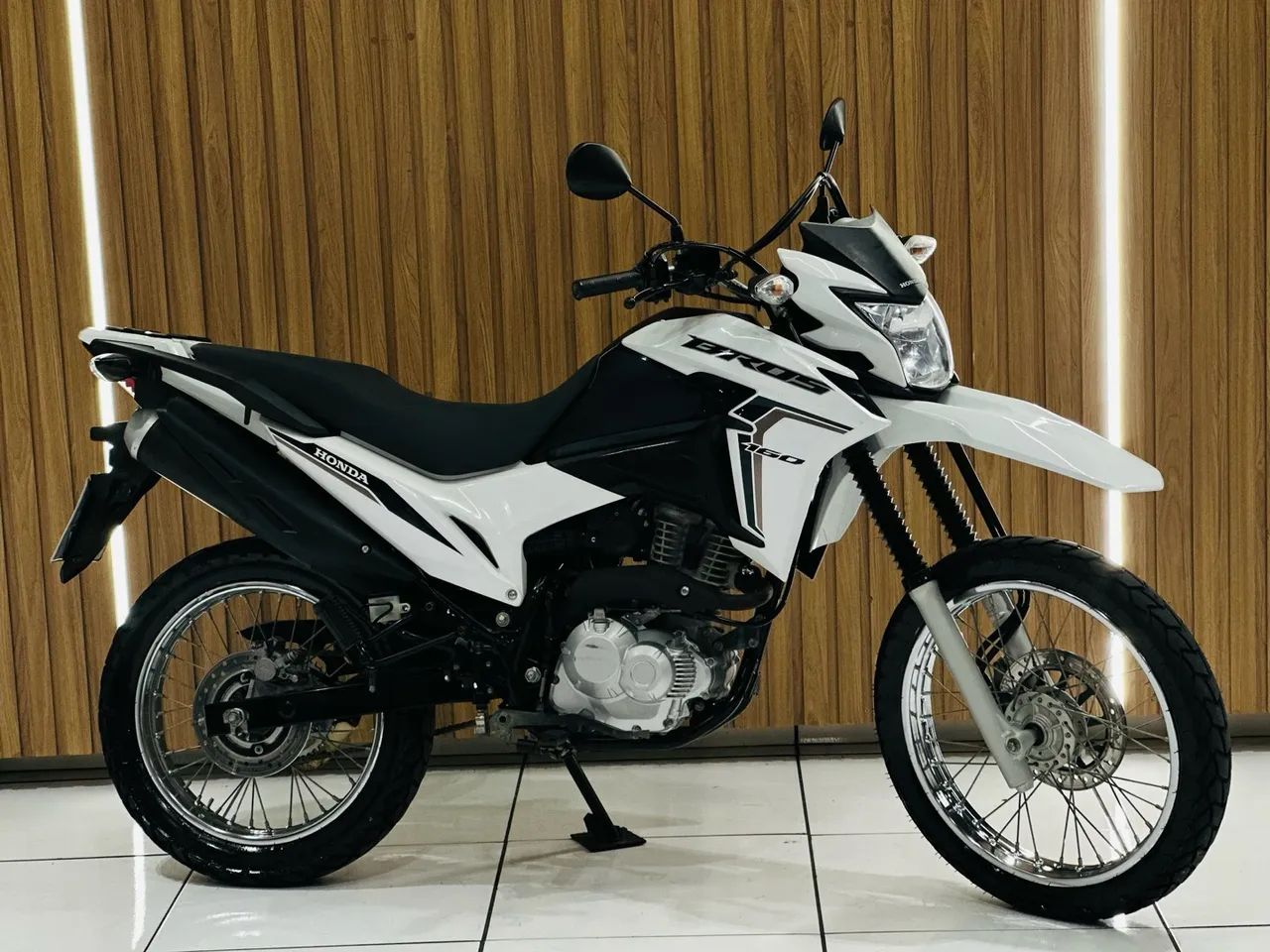 Moto Honda NXR BROS 160cc ESDD 2022 IMPECÁVEL 