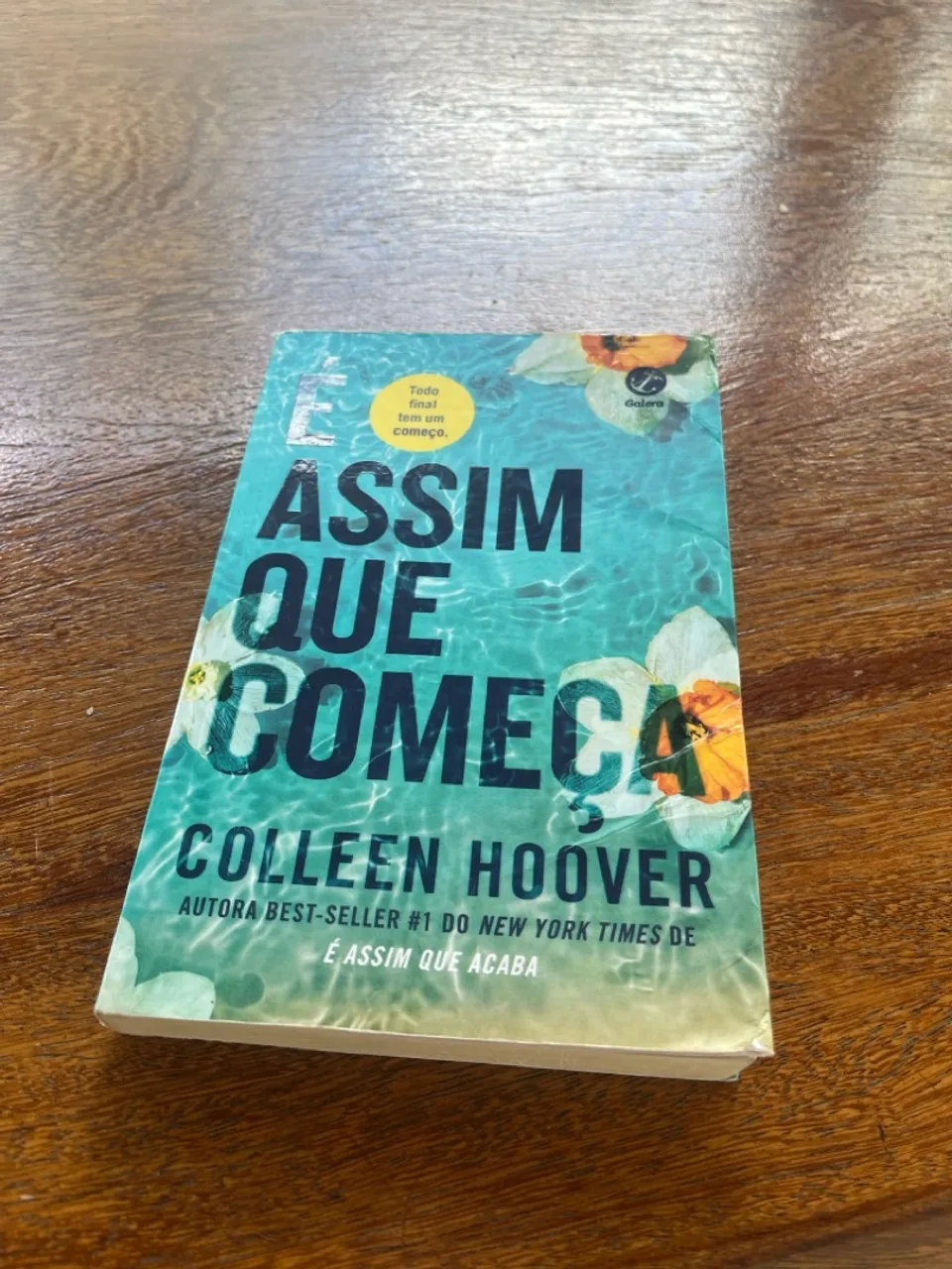 Livro "É Assim Que Começa" de Colleen Hoover
