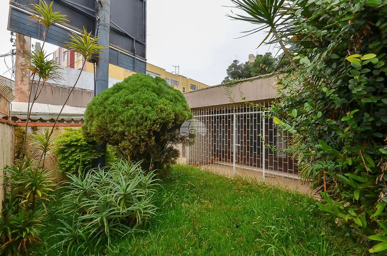 Imóvel para venda tem 481 metros quadrados em São Francisco - Curitiba - PR - Foto 3
