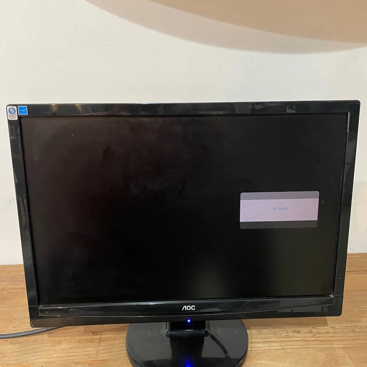 Monitor AOC
