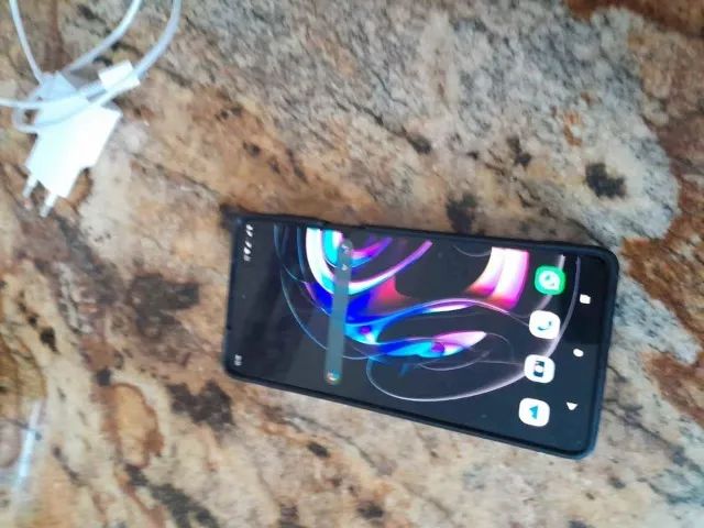 Motorola Edge 20 pro novo - Foto 2