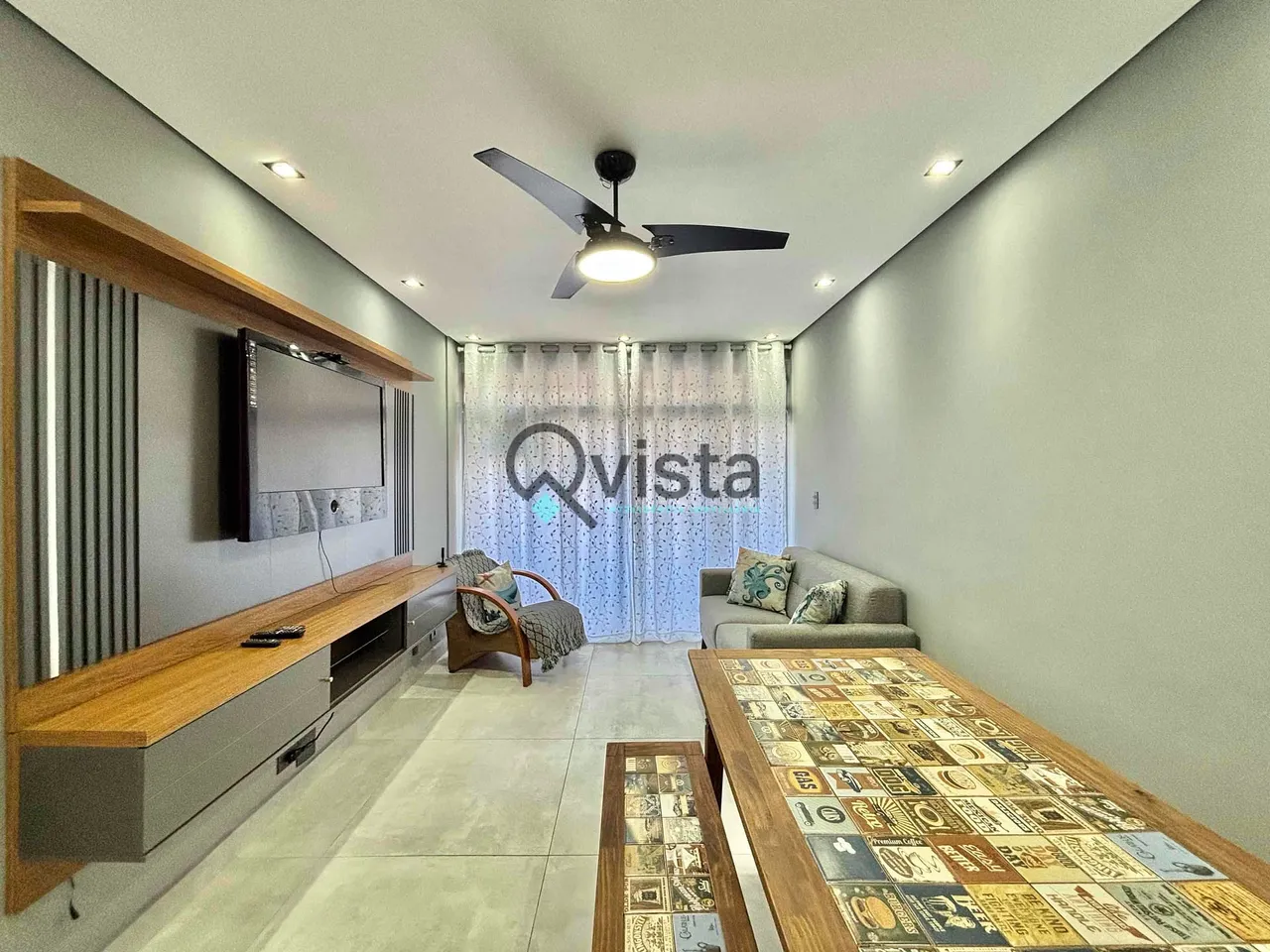 Apartamento à Venda nas Astúrias no Guarujá | QVista Inteligência Imobiliária Guarujá