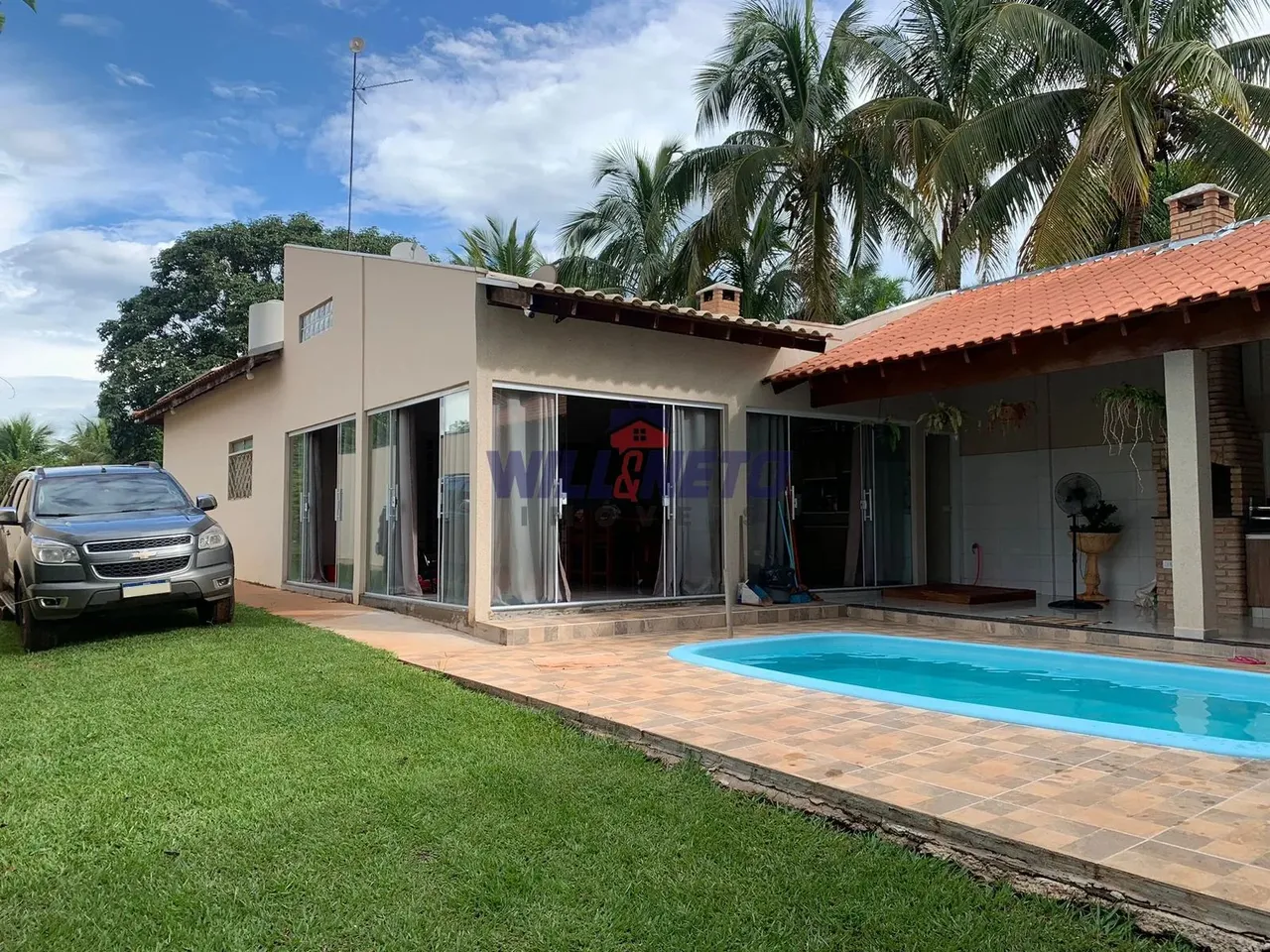Vendo lindo rancho pé na água em Zacarias! Rio Santa Bárbara!