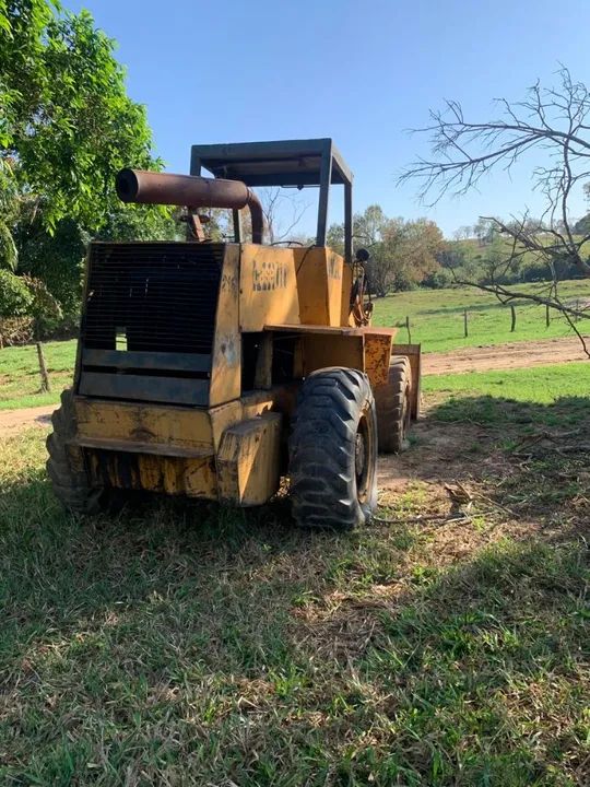 Pá carregadeira W20 - Foto 2