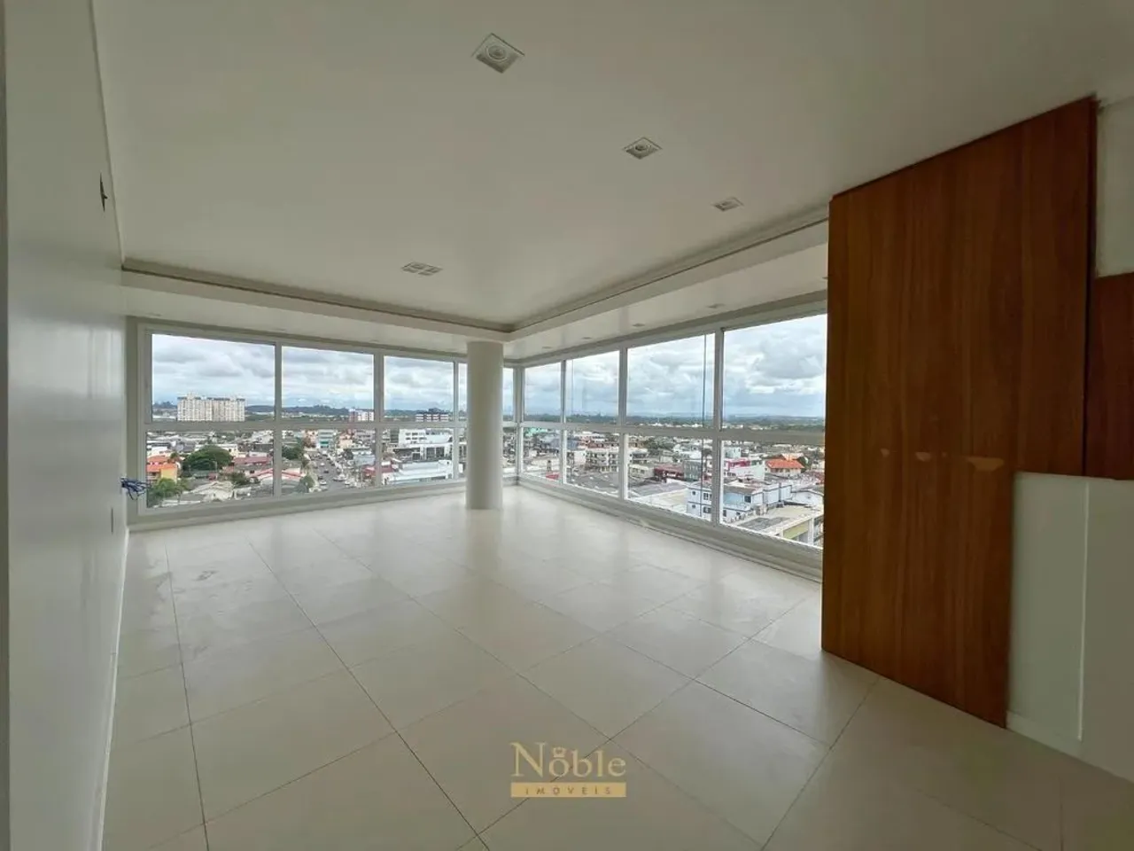 OPORTUNIDADE - Apartamento à Venda em Torres/RS