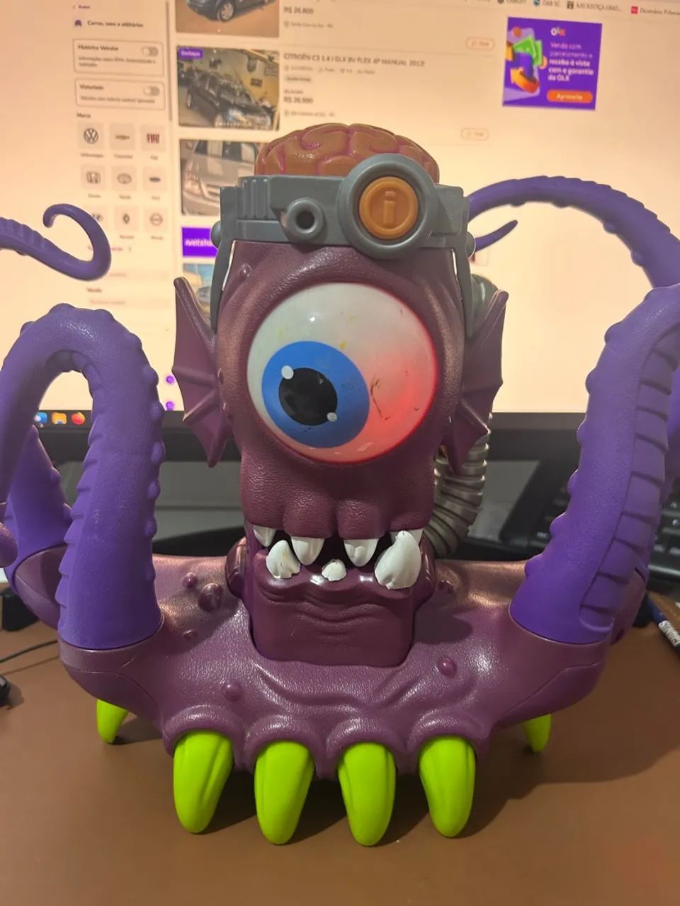 Imaginext Alien Polvo Tentáculo Boneco Monstro com Cérebro olho - Foto 5