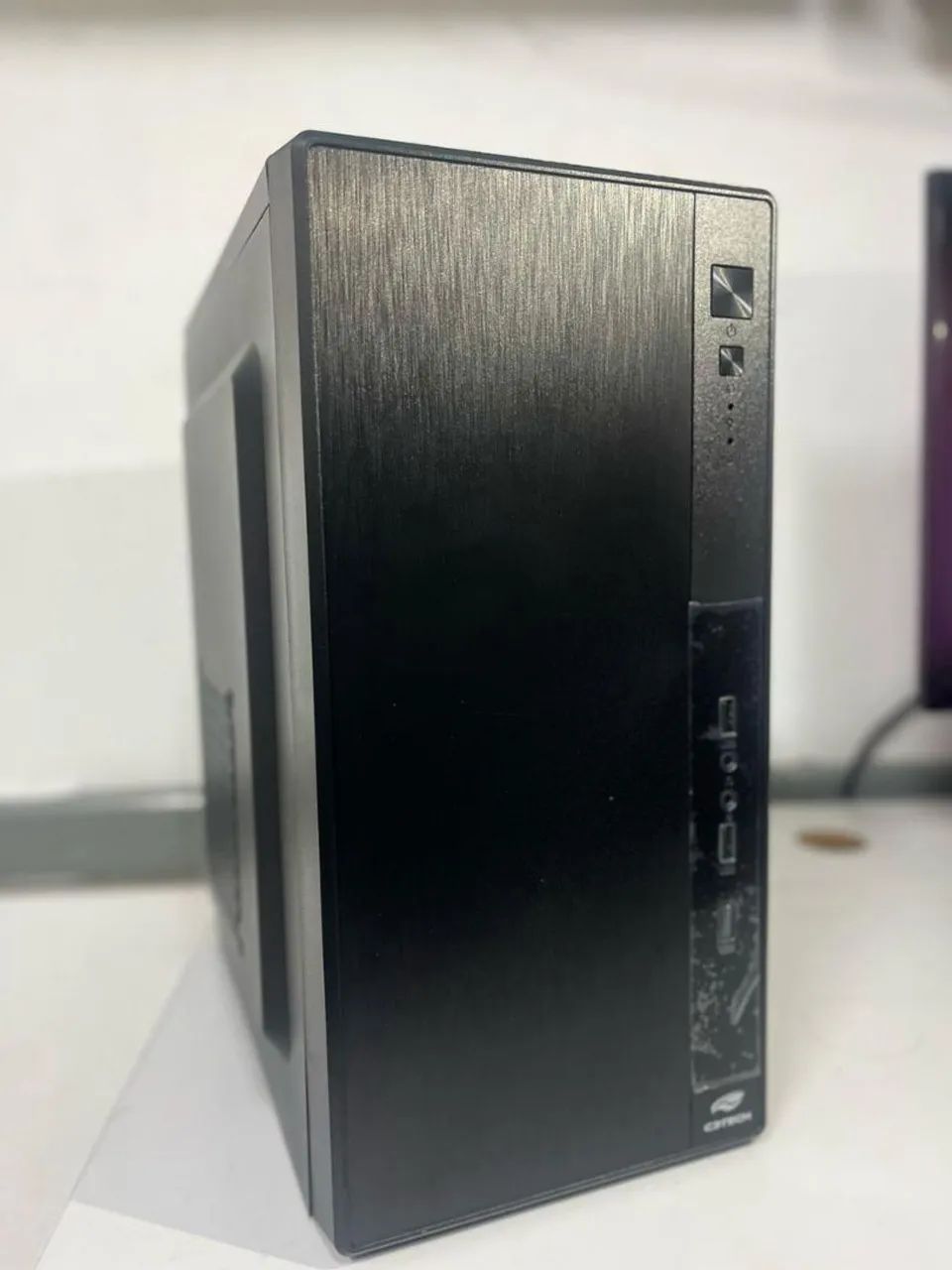 PC compacto