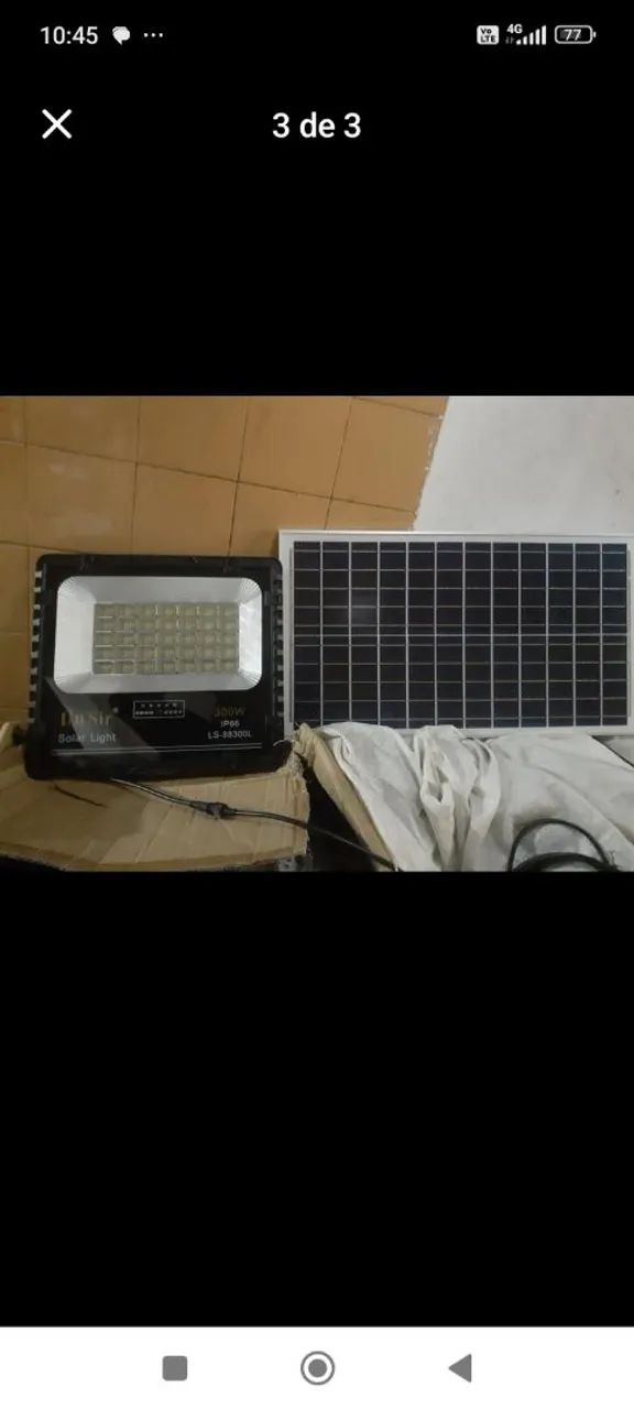 Refletor Solar 200W com Painel e Bateria
