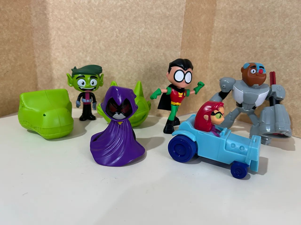 Personagens Jovens Titãs64728147952515120